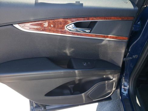 Used 2018 Lincoln MKX Reserve w/ Lincoln MKX Climate Package AWD/4WD image 12