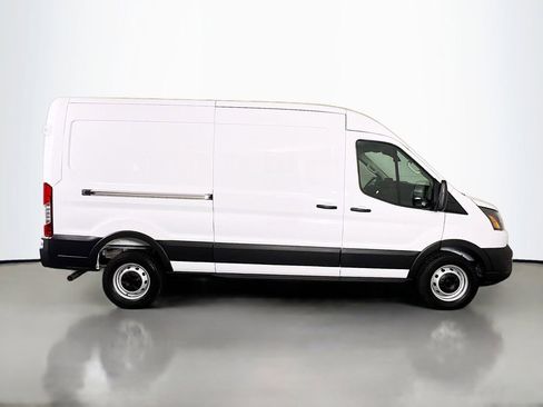 New 2026 Ford Transit 250 148 Medium Roof image 17