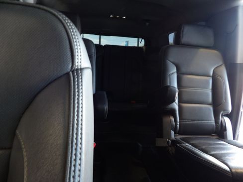 Used 2020 GMC Yukon XL Denali w/ Denali Ultimate Package AWD/4WD image 29