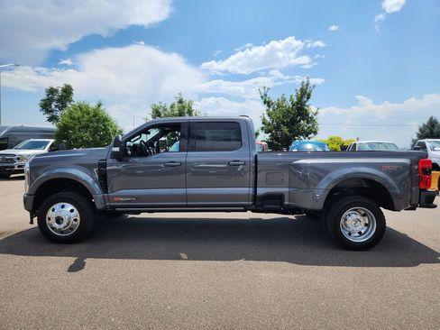 New 2026 Ford F450 Platinum w/ FX4 Off-Road Package AWD/4WD image 4