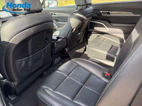 Used 2021 Kia Telluride EX w/ EX Premium Package image 12