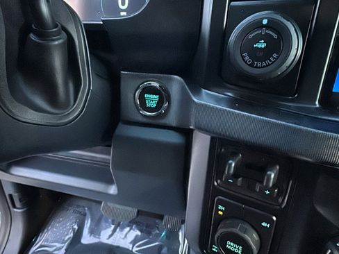 New 2026 Ford F250 Platinum image 17