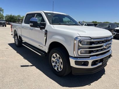 New 2025 Ford F250 Lariat w/ Chrome Package