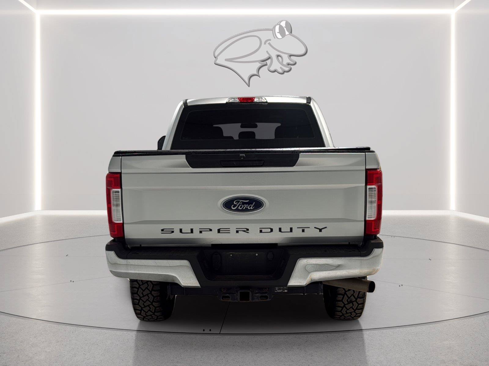 Used 2019 Ford F250 XL w/ STX Appearance Package AWD/4WD image 4