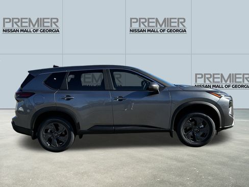 New 2026 Nissan Rogue SV image 4