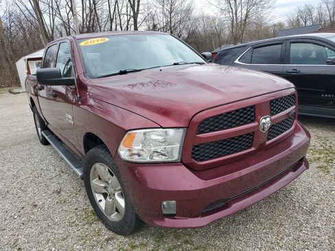 Used 2018 RAM 1500 Express AWD/4WD image 1