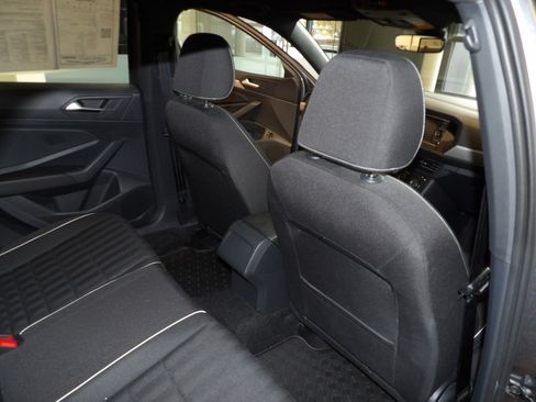 Used 2023 Volkswagen Jetta Sport image 16