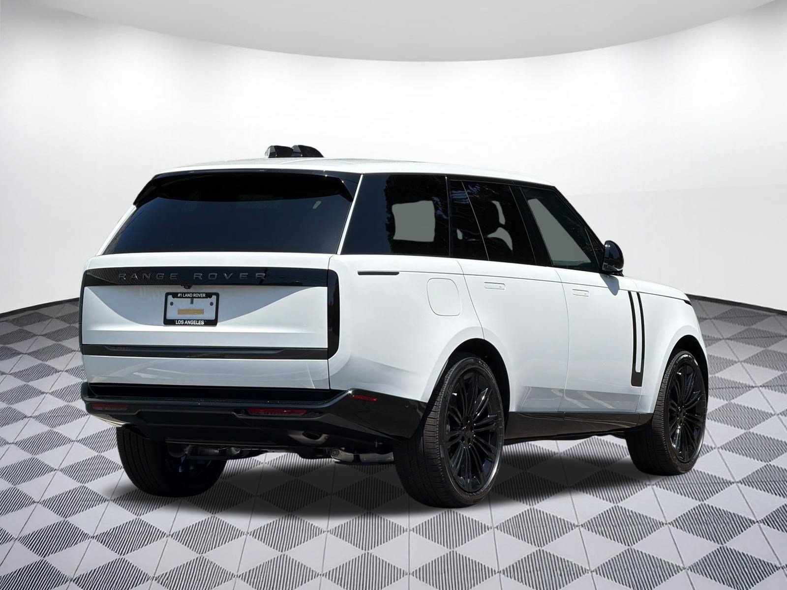 New 2026 Land Rover Range Rover SE AWD/4WD image 9