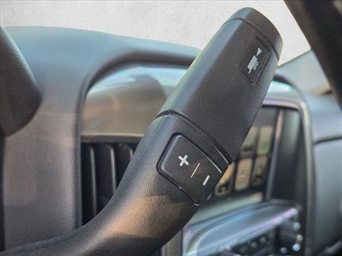 Used 2018 Chevrolet Silverado 1500 LT w/ All Star Edition image 18