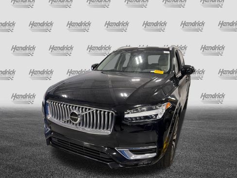 Certified 2025 Volvo XC90 B6 Plus AWD/4WD image 42
