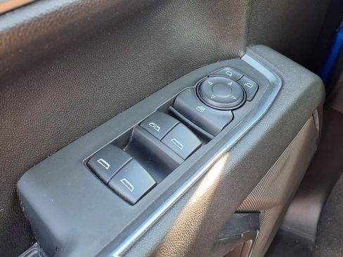 Used 2023 Chevrolet Silverado 1500 LT AWD/4WD image 19