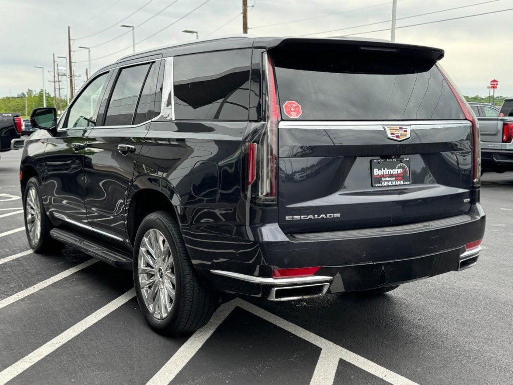 Used 2023 Cadillac Escalade Premium Luxury w/ Performance Package AWD/4WD image 8