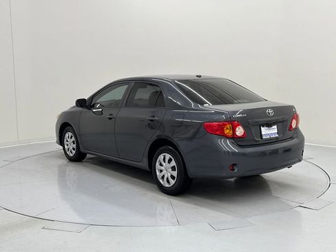 Used 2009 Toyota Corolla image 4