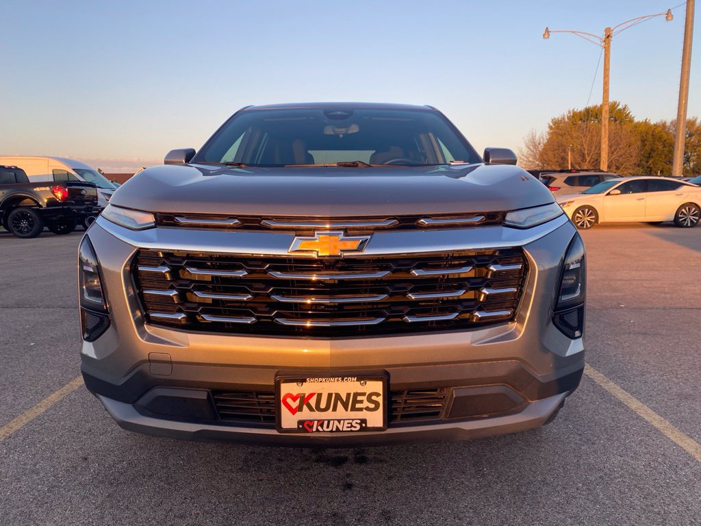 Used 2025 Chevrolet Equinox LT FWD image 20