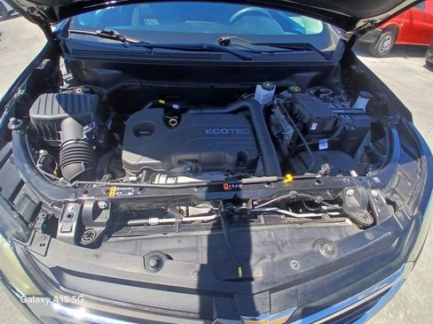 Used 2021 Chevrolet Equinox LT image 23