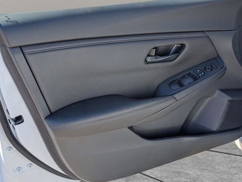 New 2025 Nissan Sentra S image 14