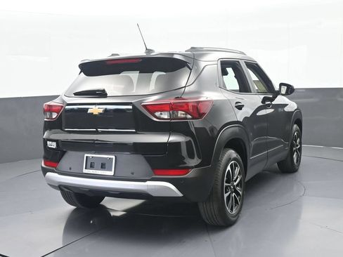 Used 2024 Chevrolet TrailBlazer LT w/ Driver Confidence Package FWD image 5