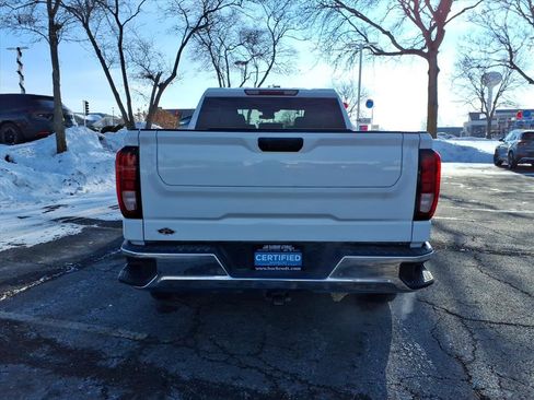 Used 2022 GMC Sierra 1500 SLE w/ Enhanced Capability Package AWD/4WD image 6