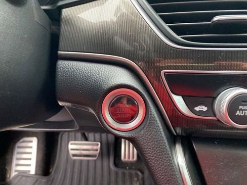 Used 2018 Honda Accord Sport image 18