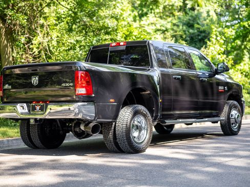 Used 2011 RAM 3500 Big Horn AWD/4WD image 18