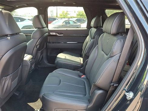 Certified 2025 Hyundai Palisade Calligraphy image 11