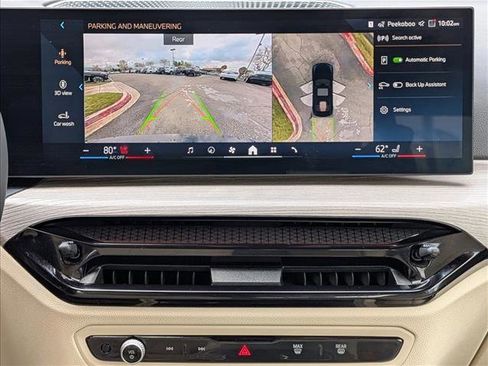 Used 2025 BMW 330i xDrive Sedan w/ Convenience Package image 14