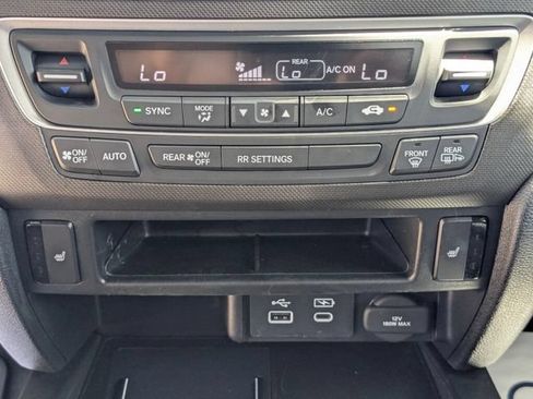 Certified 2025 Honda Passport TrailSport image 17