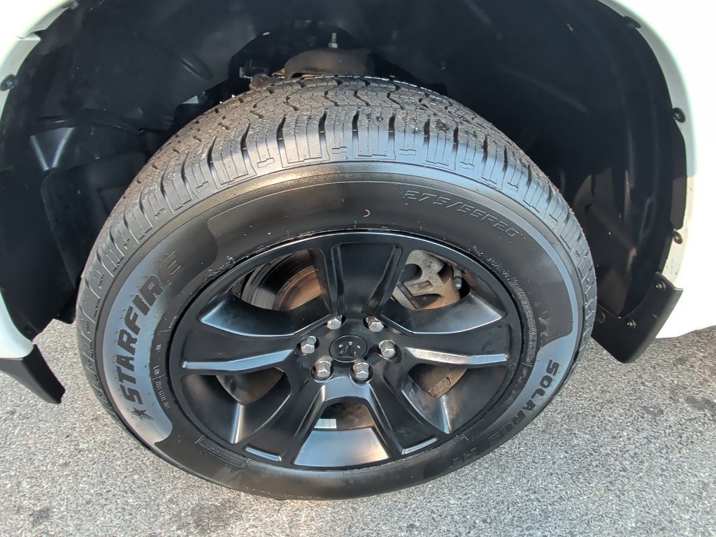 Used 2022 RAM 1500 Big Horn AWD/4WD image 9