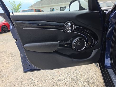 Used 2015 MINI Cooper S FWD image 9