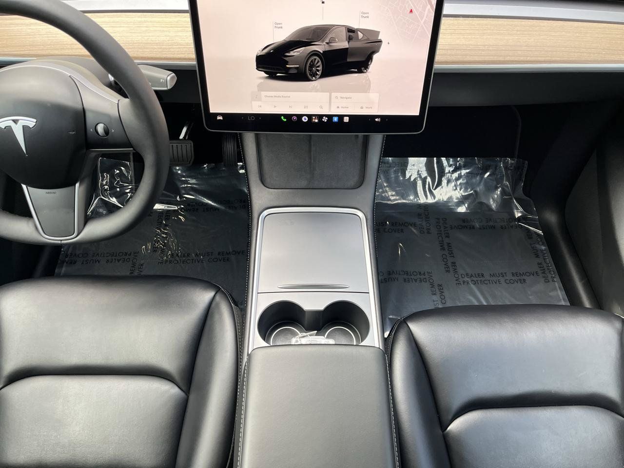 Used 2025 Tesla Model Y Long Range AWD/4WD image 17