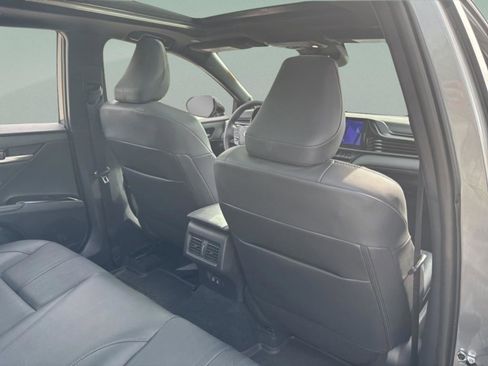 Used 2025 Toyota Camry XSE w/ Premium Plus Package image 38