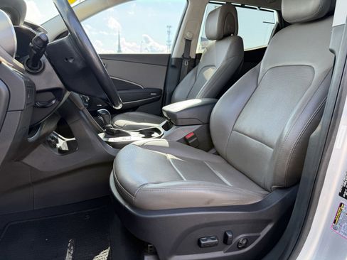 Used 2018 Hyundai Santa Fe Sport image 22