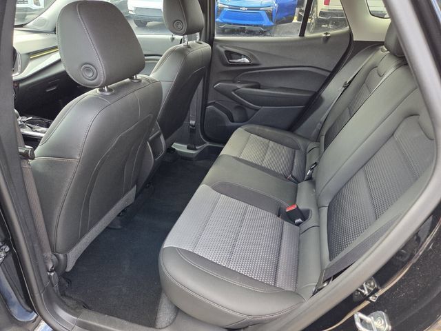 Certified 2024 Chevrolet Trax LT w/ Driver Confidence Package FWD image 10