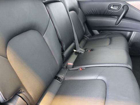Used 2024 Nissan Armada SL image 36