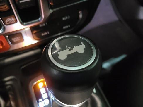 Used 2020 Jeep Wrangler Unlimited Rubicon w/ Dual Top Group image 47