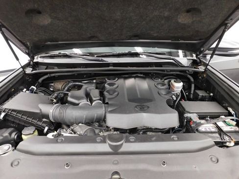 Used 2021 Toyota 4Runner SR5 Premium w/ Moonroof Package image 44