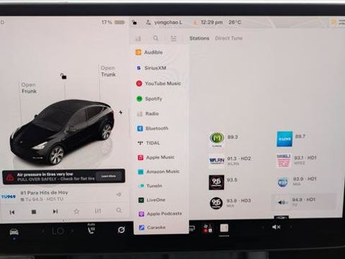 Used 2023 Tesla Model Y Long Range AWD/4WD image 28