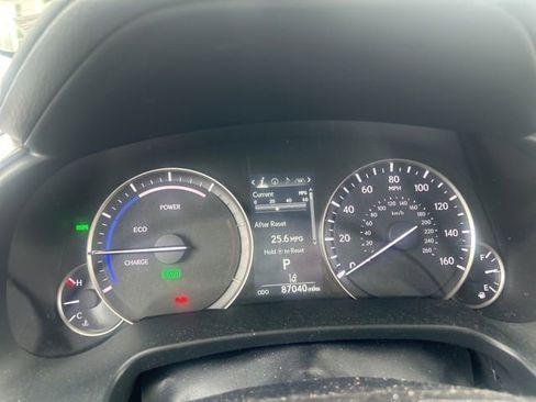 Used 2022 Lexus RX 450hL Luxury w/ Cold Area Package (CT) image 23