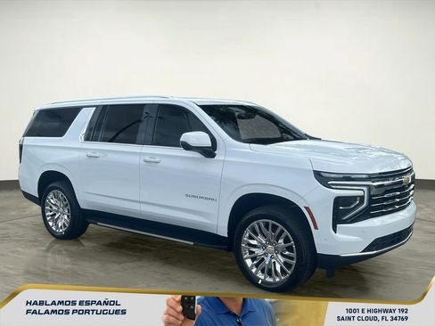 New 2026 Chevrolet Suburban LT w/ Comfort Package image 8