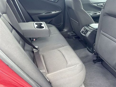 Used 2020 Chevrolet Malibu LT FWD image 25