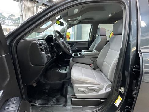 Used 2019 Chevrolet Silverado 2500 W/T image 11