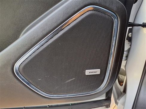 Used 2016 GMC Yukon SLE w/ HD Trailering Package image 18