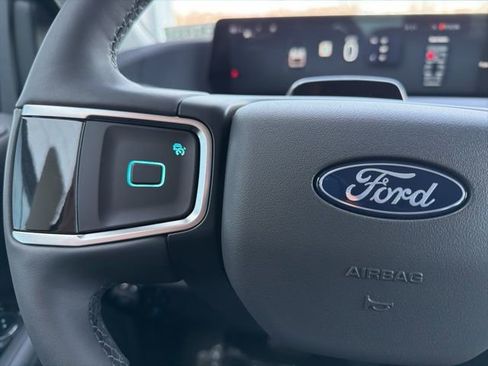 New 2026 Ford Expedition Active image 26