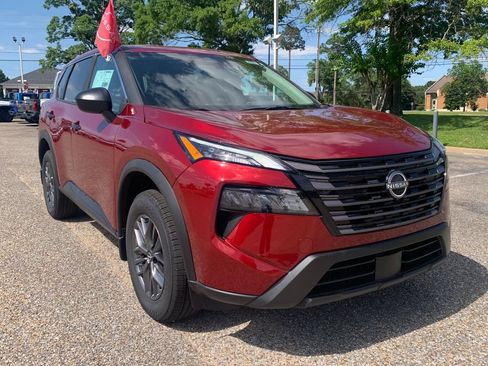New 2026 Nissan Rogue S FWD image 1