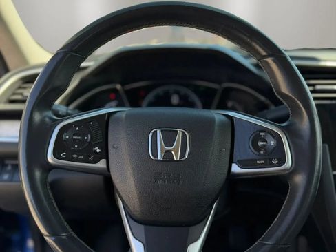 Used 2016 Honda Civic Touring image 16