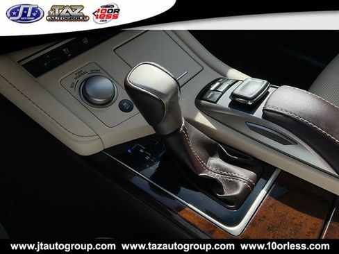 Used 2017 Lexus ES 350 w/ Luxury Package FWD image 20