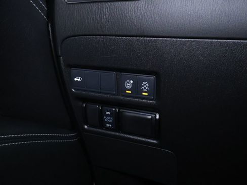 Used 2020 Nissan Armada SL w/ Premium Package image 27