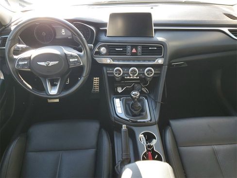 Used 2021 Genesis G70 2.0T Sport image 8