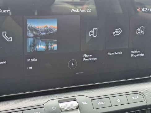 Used 2025 Kia K4 LXS image 17