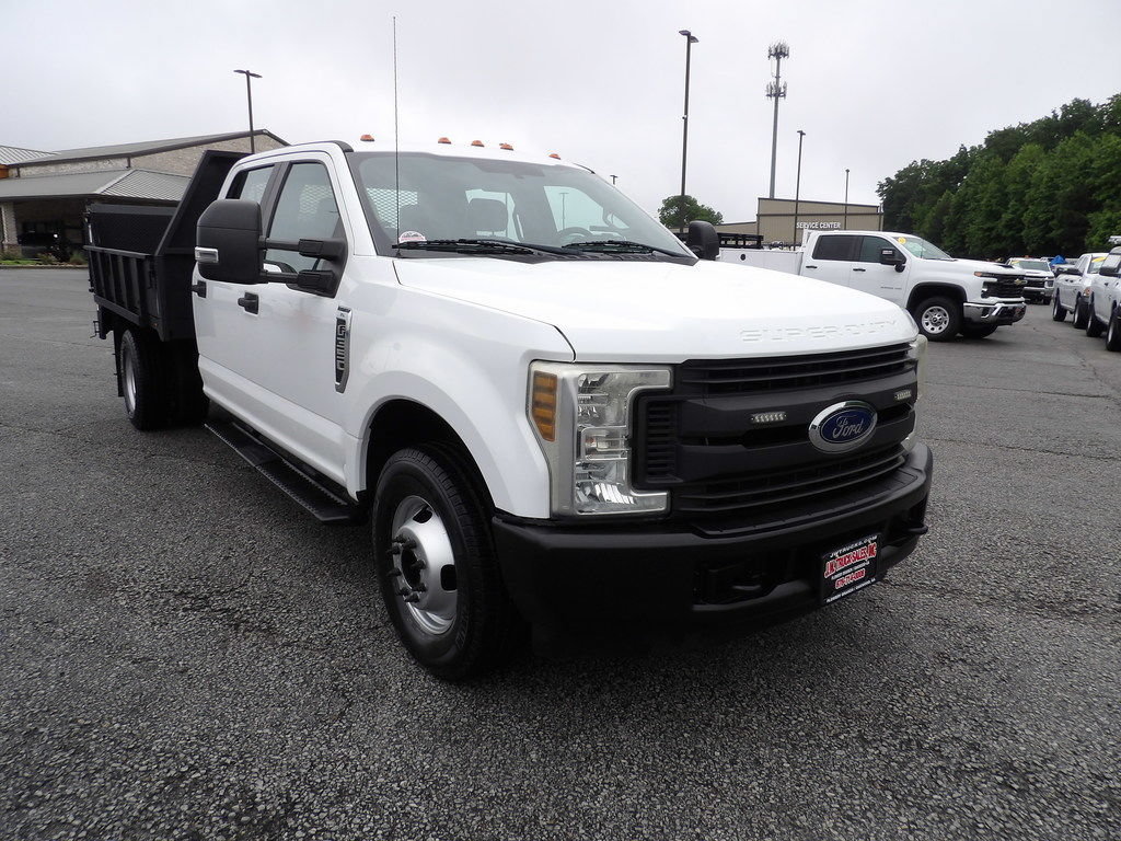 Used 2018 Ford F350 XL w/ Power Equipment Group RWD image 11